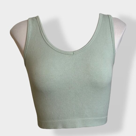 PINK Pink and Green Seamless Bra's - Picture 4 of 6